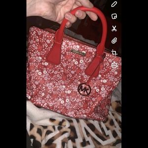 Michael kors purse